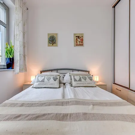 Apartment Aqua By Grand *